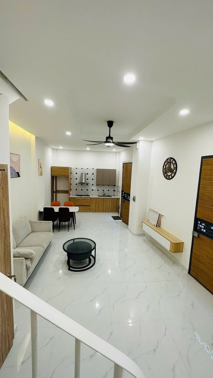 Nhà riêng Phú Nhuận 40m² 8.3 tỷ - Sẵn sàng ở ngay!