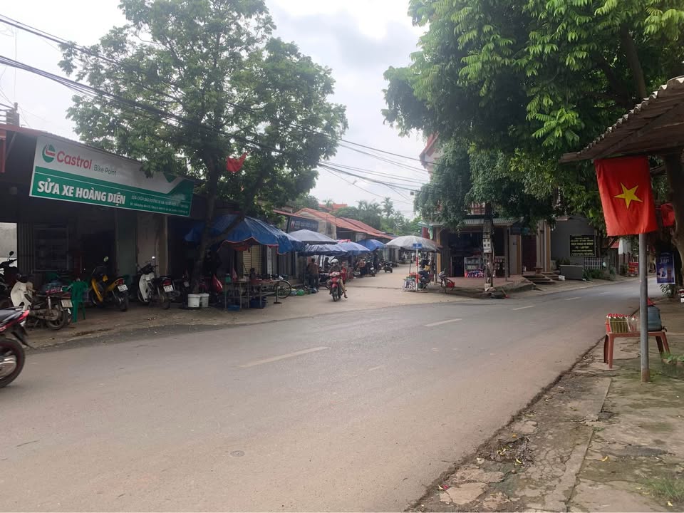 Bán Đất Sóc Sơn 112m² - Trục Chính Minh Trí, Giá Hơn 2 Tỷ, Sổ Đỏ