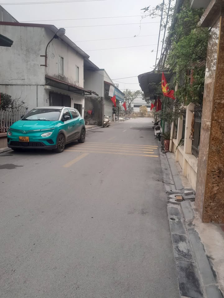 Đất Nền Võng La Đông Anh 60m² - Hạ Tầng Hoàn Thiện, Xây Dựng Ngay!