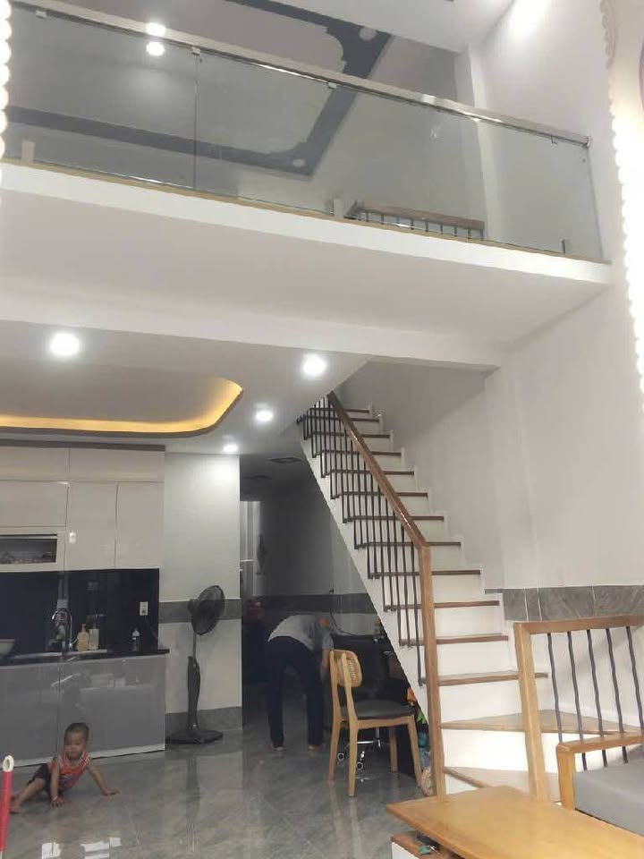 Nhà 55m² Hóc Môn - Sổ Hồng Riêng, Giá 3.1 Tỷ TL