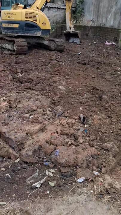 Đất nền Phường Tự Lạn, Việt Yên 131m² giá 2 tỷ xx - Sổ đỏ chính chủ