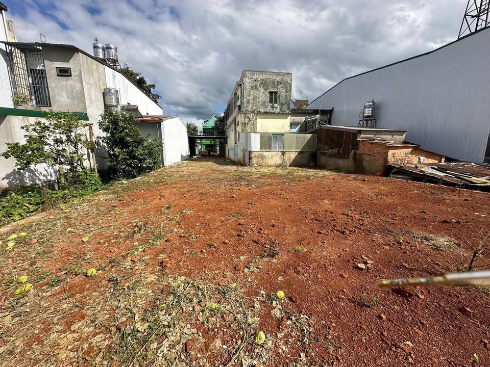 Nhà Mặt Tiền Nguyễn Công Trứ, Bảo Lộc - 280m² Kinh Doanh Đắc Lợi