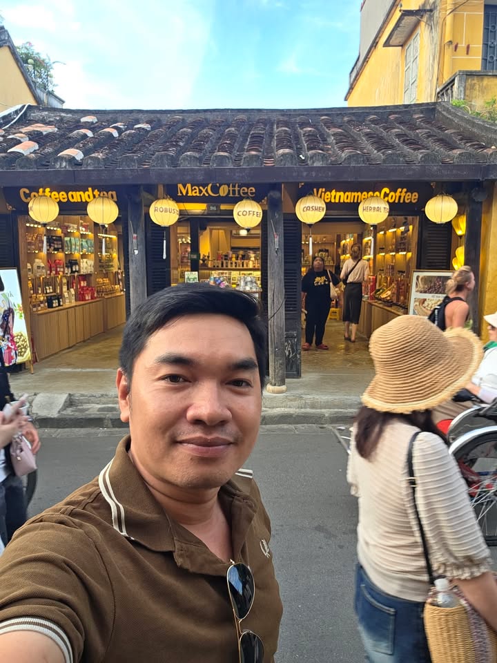 Bán Nhà Phố Cổ Hội An 297m² Mặt Tiền Trần Phú - Dòng Tiền Sẵn 1.2 Tỷ/Năm