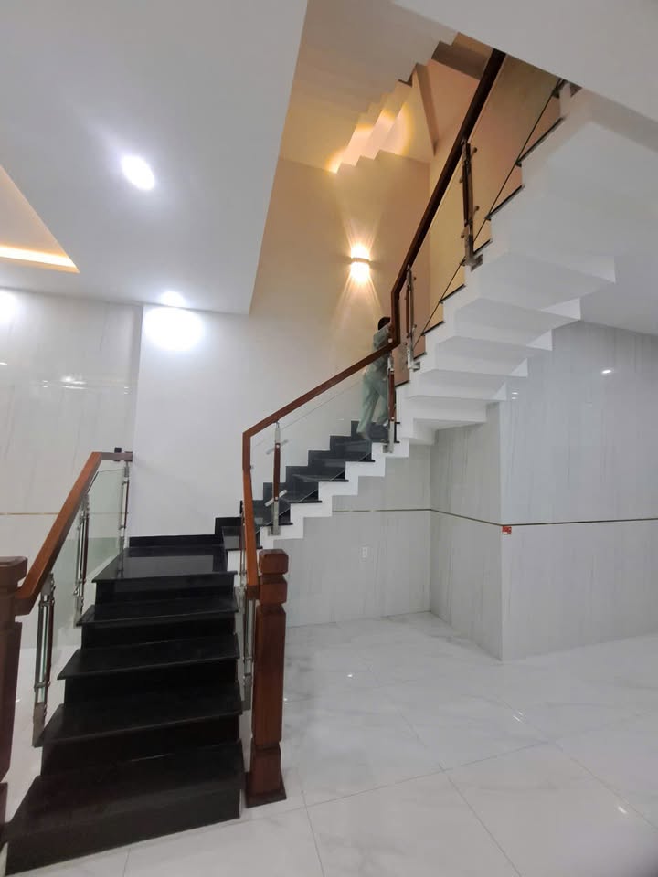 Nhà Nguyên Căn 3PN Hồ Quý Ly Liên Chiểu - Vị trí đẹp, sẵn sàng ở ngay!