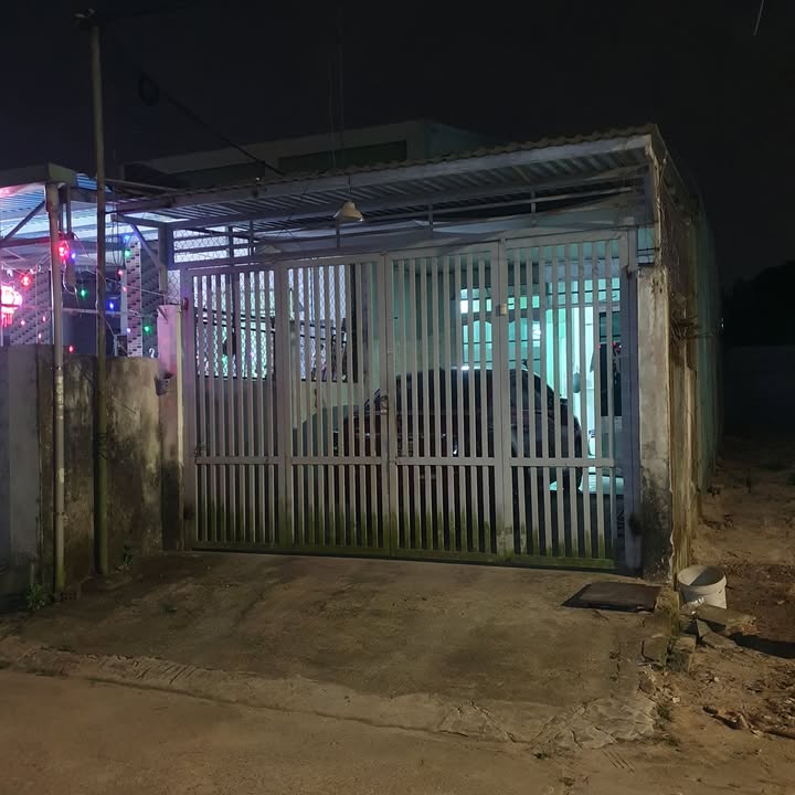 Nhà Nguyên Căn 100m² Đà Nẵng - Sân Ô Tô, 2PN - Giá 4.5 Triệu/Tháng