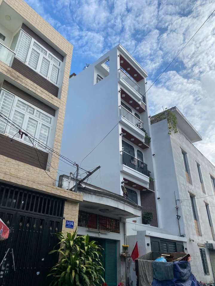 Nhà 5 tầng Đường số 11 Bình Tân 59m² - Full nội thất cao cấp!