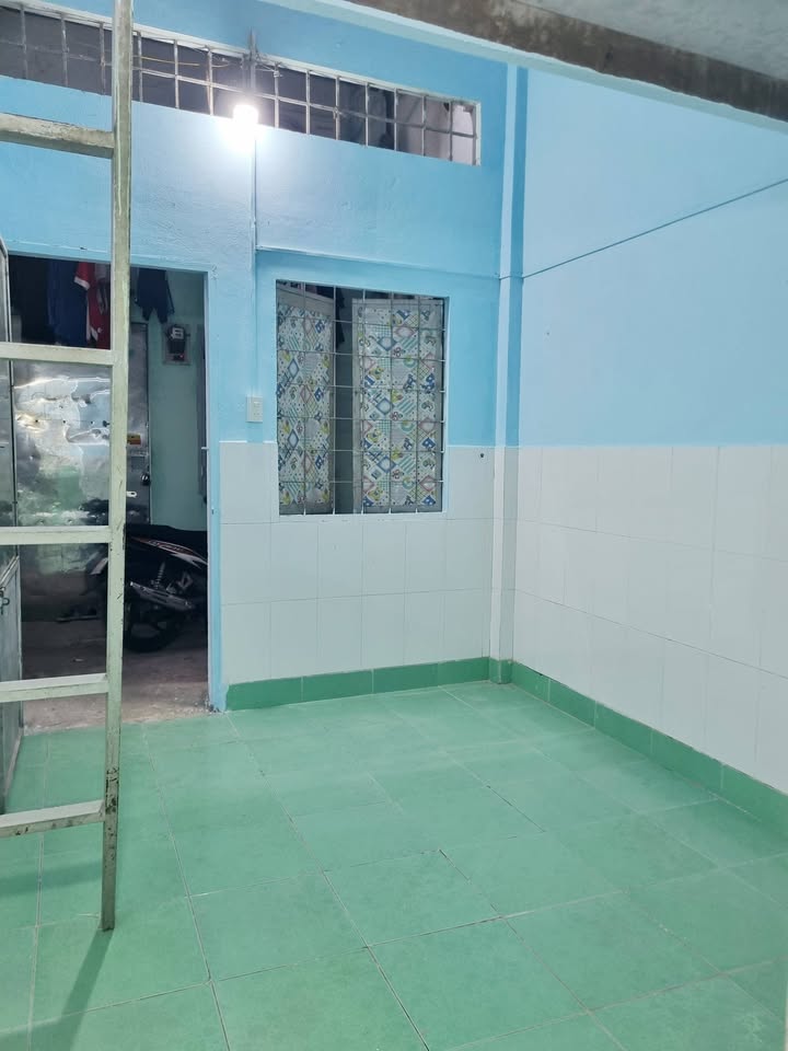 Đất nền Lê Hồng Phong, Bình Thủy 82m² - Sổ đỏ chính chủ, bán gấp!