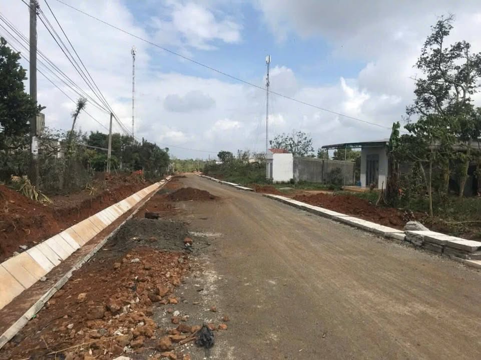 Đất nền mặt tiền Lý Chính Thắng, Buôn Hồ, Đắk Lắk - 250m² giá chỉ 620 triệu