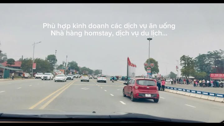 Đất Mặt Tiền Lạc Hồng 1000m² - Đối Diện Đền Hùng, Phú Thọ