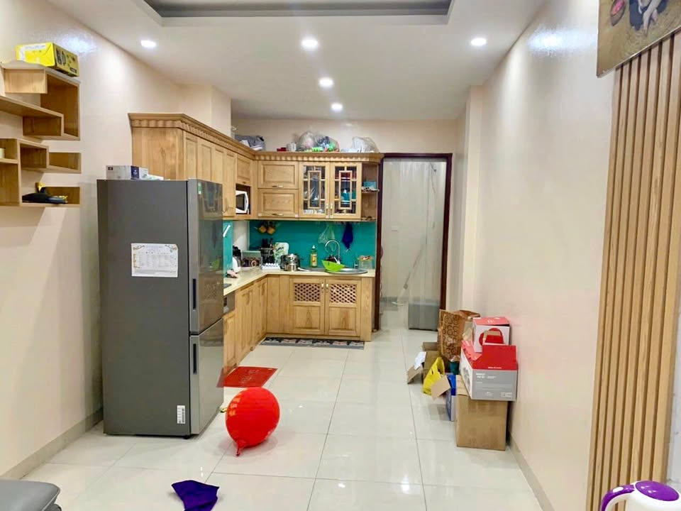 Nhà nguyên căn Ngô Quyền Hà Đông 35m² giá 12 triệu - Ô tô đỗ cửa!