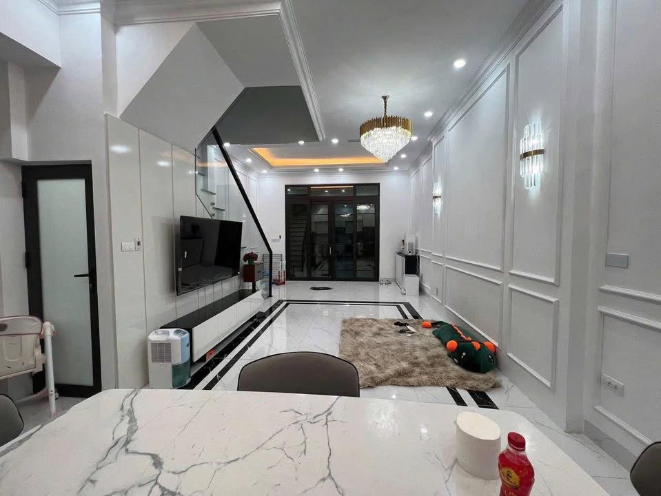 Nhà riêng Ngõ Nguyễn Khang, Cầu Giấy 13 triệu/tháng - Bàn giao ngay!