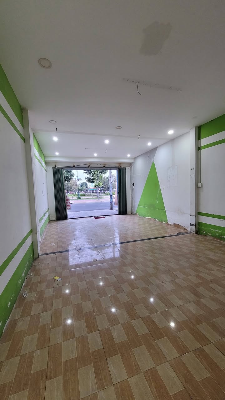 Nhà phố P.Phú Thủy 100m² - Mặt tiền kinh doanh đối diện CV Võ Văn Kiệt