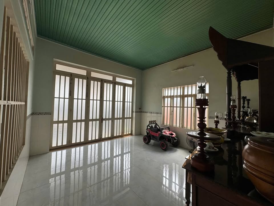 Nhà Mặt Tiền CMT8, Tây Ninh - 120m², Nở Hậu, Kinh Doanh Đắc Lợi