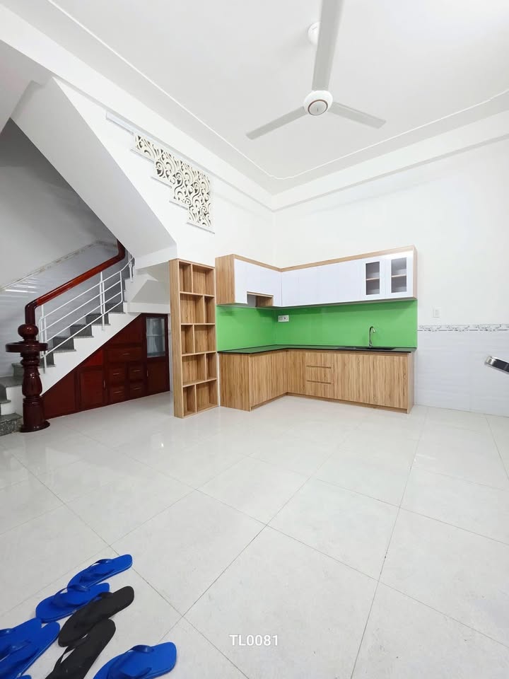 Nhà 3 Tầng P. Ngô Mây Quy Nhơn 54m² - Chính chủ bán, sổ hồng sẵn!