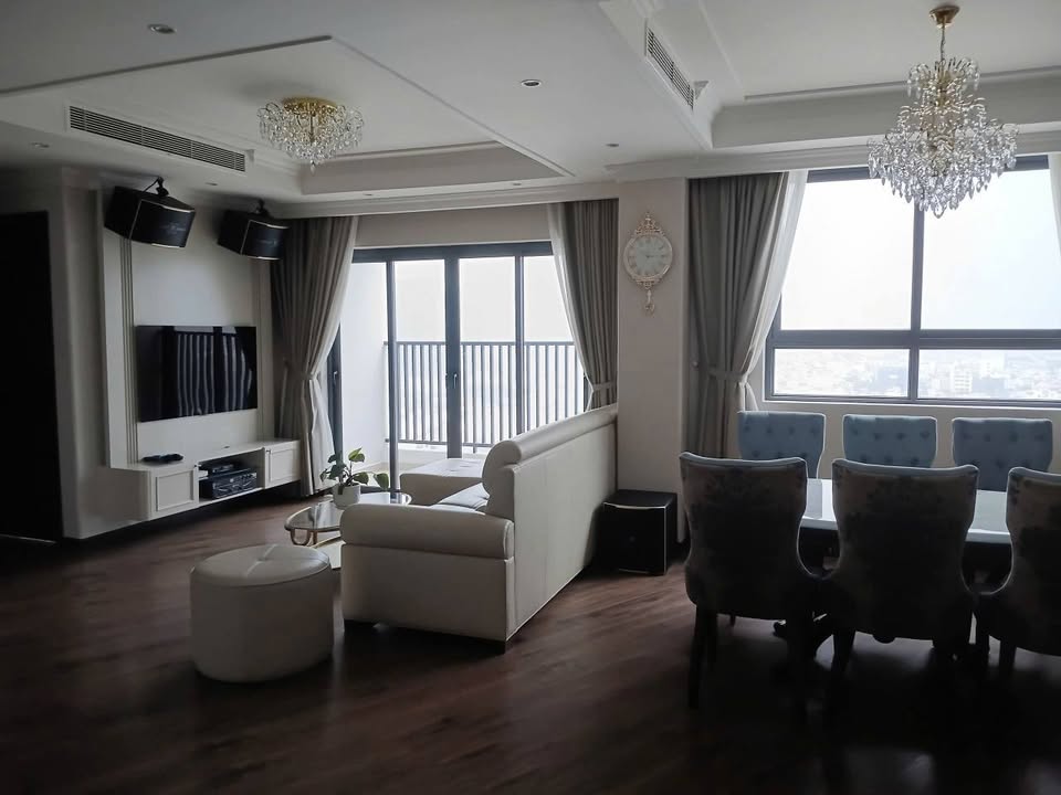 Căn hộ D.VELA Q7 110m² Full nội thất cao cấp - Giá 6.8 tỷ