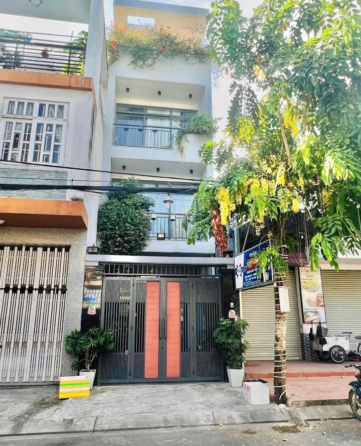 Cho thuê nhà mặt tiền Q7, P. Tân Kiểng - 4x18m, 4PN, 4L - 25 Triệu/Tháng