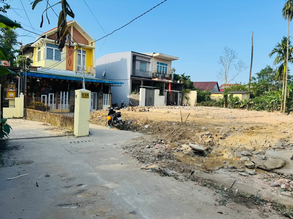 Đất nền Kiệt Lê Duẩn, Huế 83m² - Đường ô tô, sổ hồng riêng, giá 1.2 tỷ!