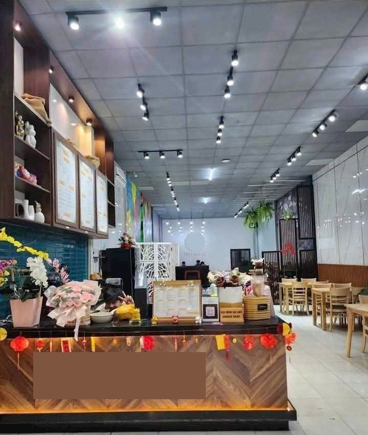 Sang Quán Cafe Mặt Tiền Hẻm 51 Ninh Kiều, 250m² - Giá 180 Triệu