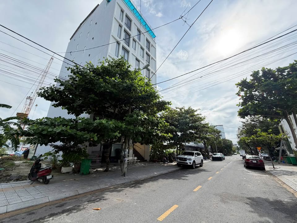 Đất Mặt Tiền Ngô Quang Huy, Sơn Trà - 90m² Giá 15 Tỷ, Sát Biển