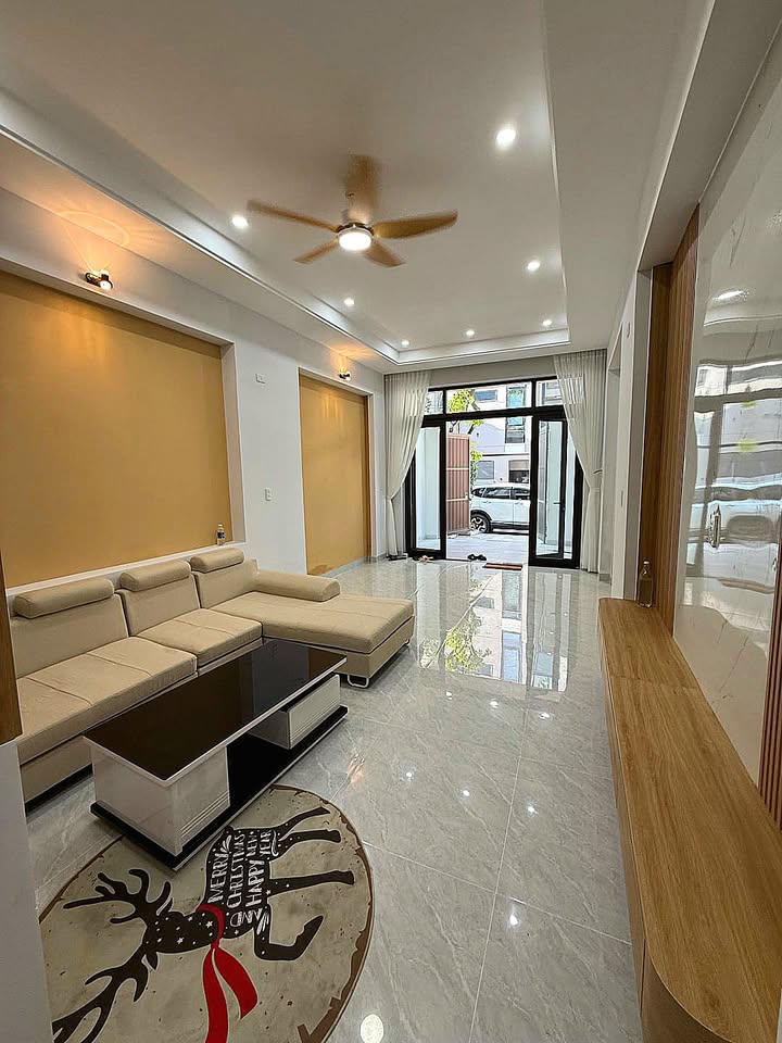 Nhà 4PN Mặt Tiền Hưng Hoá 5, Hải Châu - 74m² Sổ Đỏ, Giá 9.9 Tỷ