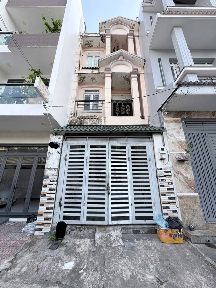 Nhà riêng Nguyễn Hữu Tiến, Tân Phú 76m² - Ô tô vào tận nhà, 8.5 tỷ