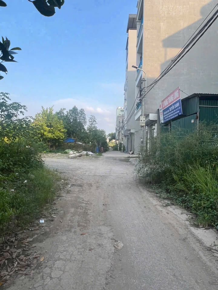 Đất dịch vụ Tân Tây Đô Đan Phượng 50m² giá 9 tỷ - Sổ đỏ chính chủ!