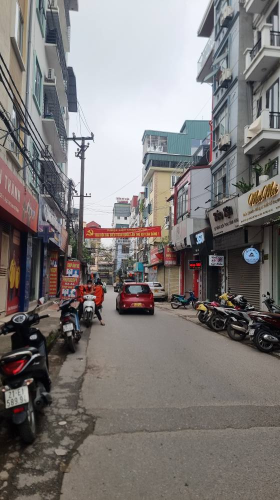 Bán nhà phố Doãn Kế Thiện 65m² - 17.9 tỷ - Vị trí đắc địa kinh doanh tốt!
