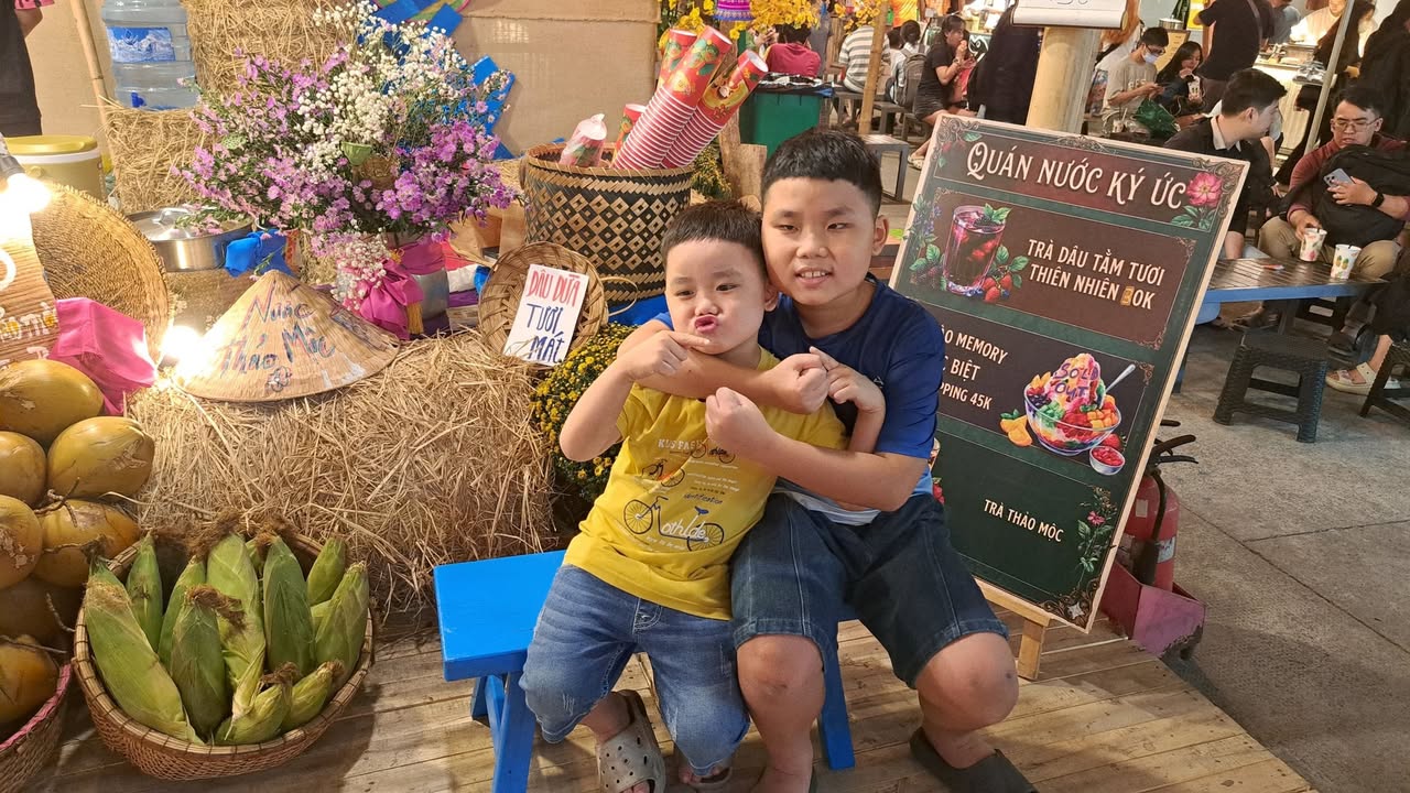 Nhà 60m² SHR Hóc Môn - Giá 2.86 Tỷ - Sổ Hồng Riêng