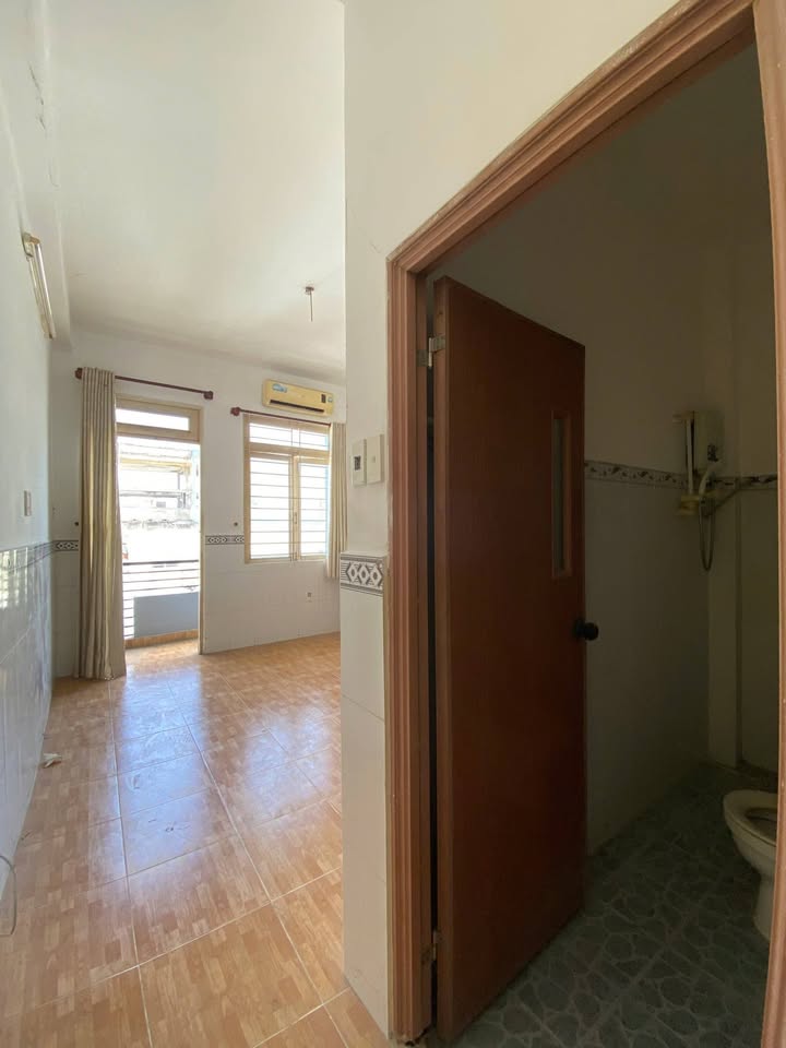 Phòng trọ Nguyễn Thị Tần Quận 8 4 triệu - Sẵn sàng ở ngay!