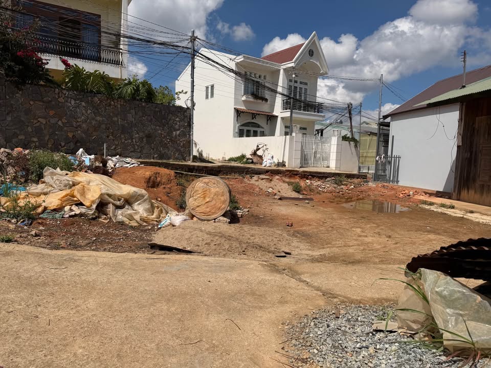 Đất 114m² Phường 7 Đà Lạt - Sổ Riêng, Đường Ô Tô, Giá 4 Tỷ