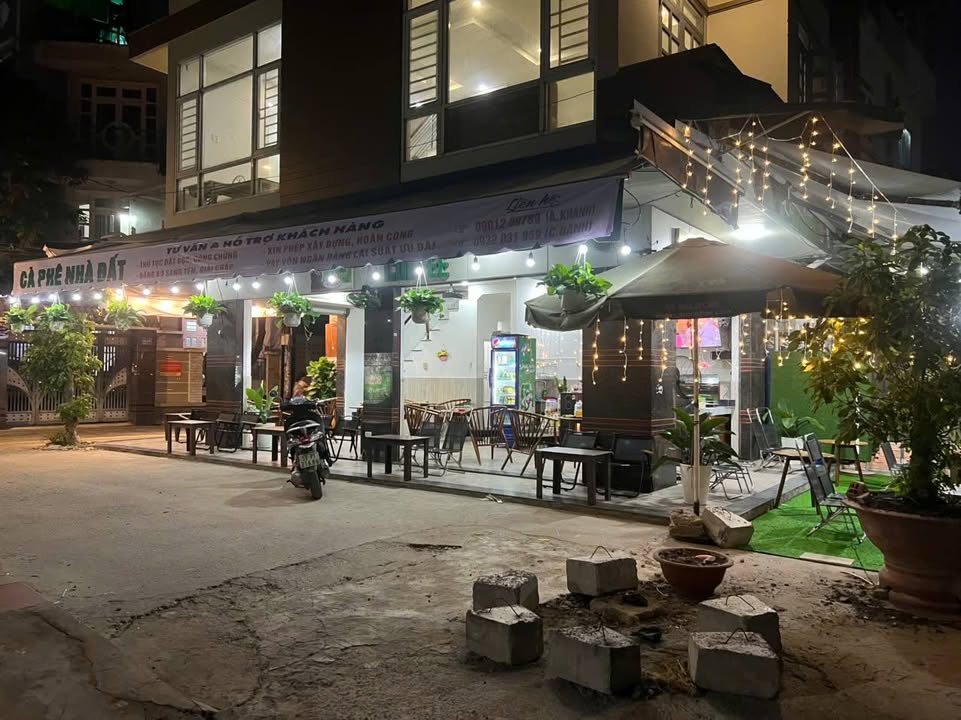 Quán Cà Phê Phường 25 Bình Thạnh 180 triệu - Vị trí đắc địa!