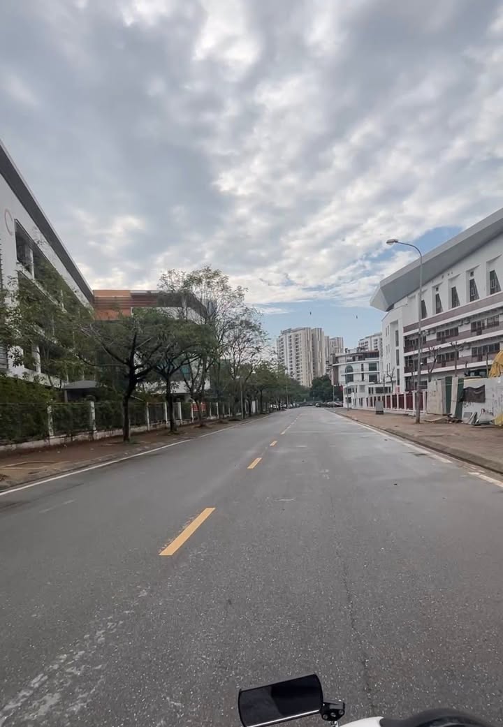 Đất nền Giang Biên, Long Biên 80m² - Sổ đỏ chính chủ!