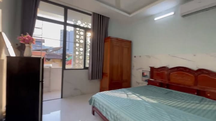 Cho thuê Studio Tách Bếp, Ban Công Full Nội Thất - Tân Phú