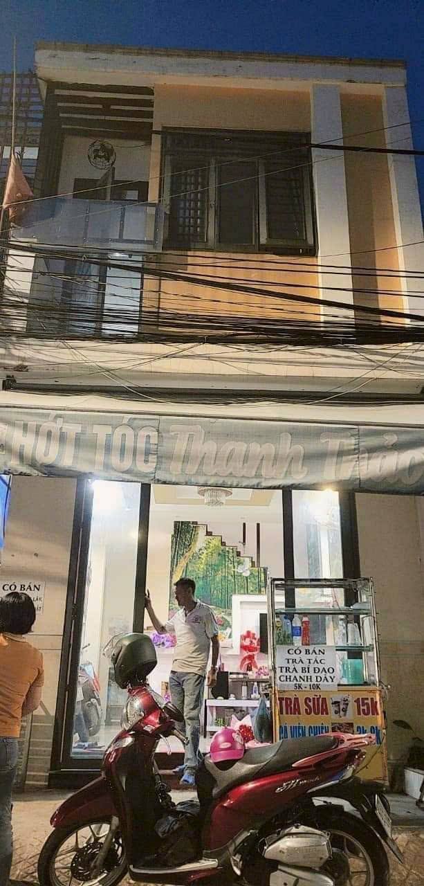 Nhà phố Dĩ An 100m² giá 1 tỷ - Mặt tiền kinh doanh đắc địa!
