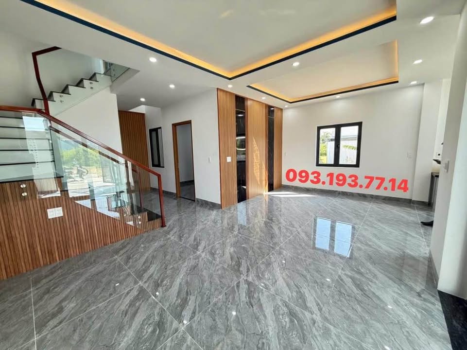 Nhà riêng 2 tầng Liên Chiểu 150m² giá 3.x tỷ - Ô tô vào tận nhà!
