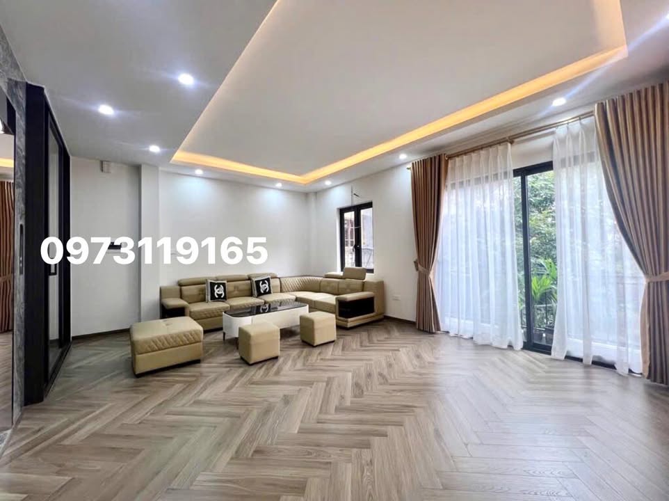 Bán nhà Ái Mộ Long Biên 45m² 6 tầng thang máy - Vị trí đẹp giá tốt