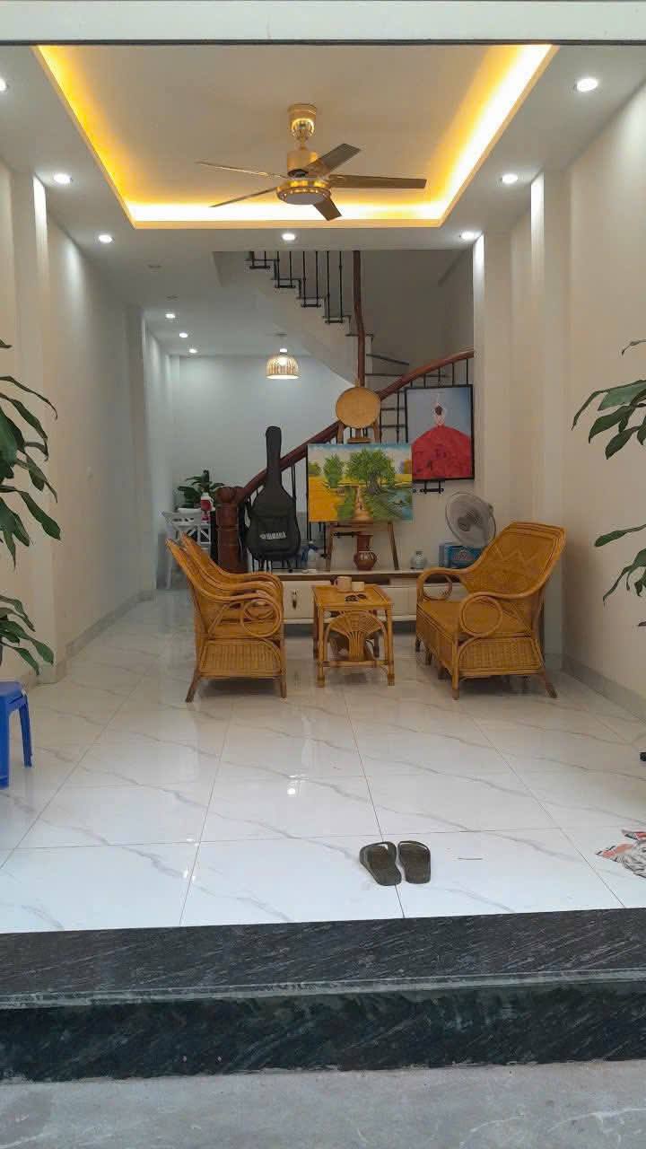 Nhà 42m² 4 Tầng Sổ Đỏ Vuông Vắn - Trần Phú, Hoàng Mai - Giá 6 Tỷ