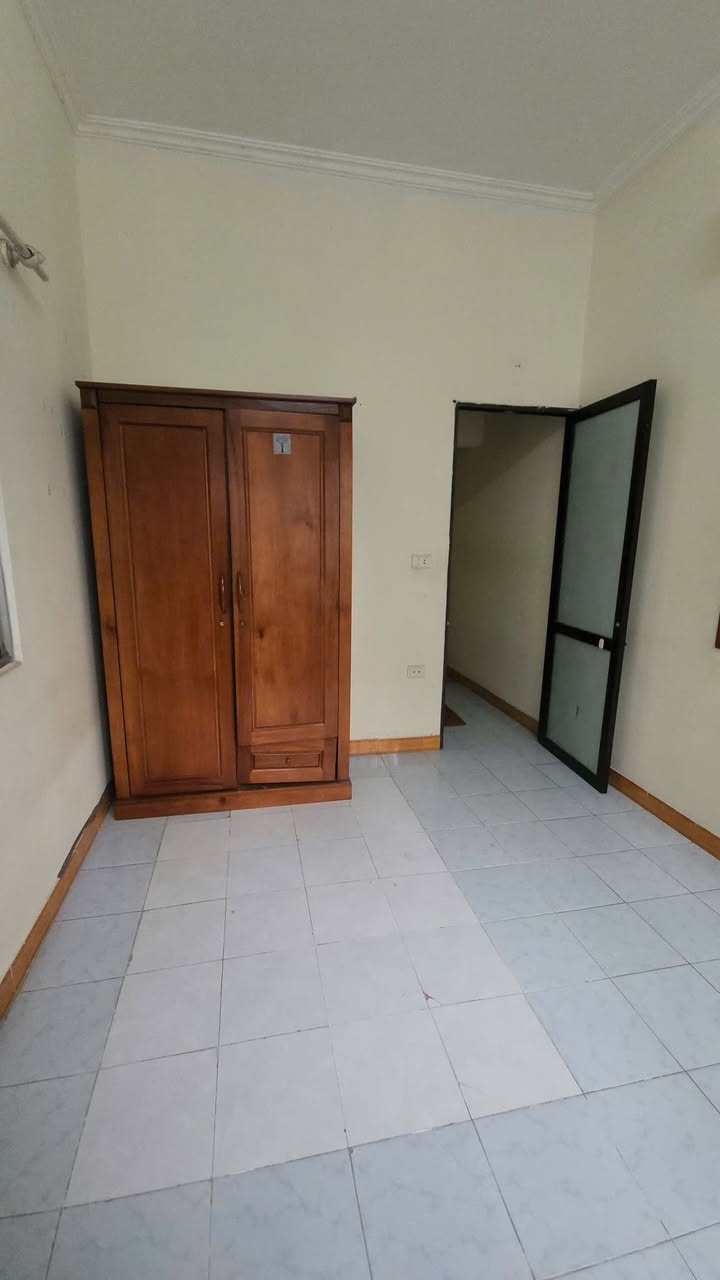 Nhà riêng Nguyễn Xiển 35m² chỉ 10 triệu/tháng - Sẵn sàng ở ngay!