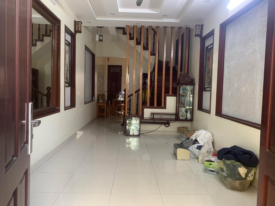 Nhà riêng Trịnh Văn Bô, Nam Từ Liêm 200m² - Ô tô vào tận nhà!