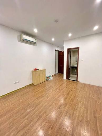 Nhà riêng Thiên Hiền 50m² - Ô tô vào tận nhà, đa năng sử dụng!
