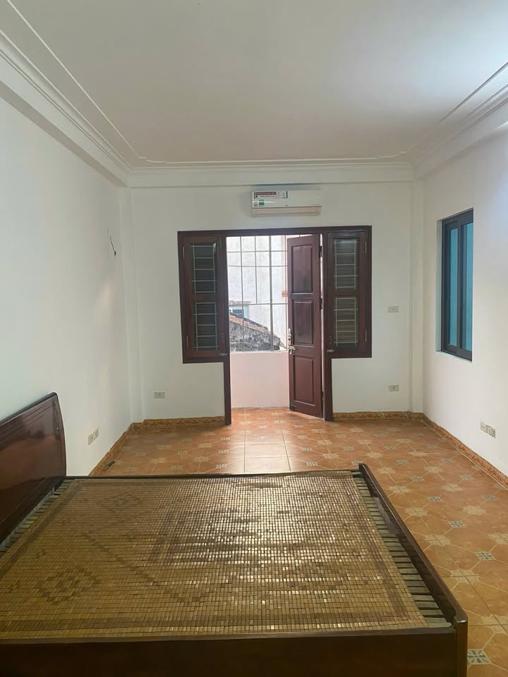 Cho thuê nhà nguyên căn 35m² x 5 tầng, 3 PN full đồ - Ngõ 39 Đại Đồng, Hoàng Mai