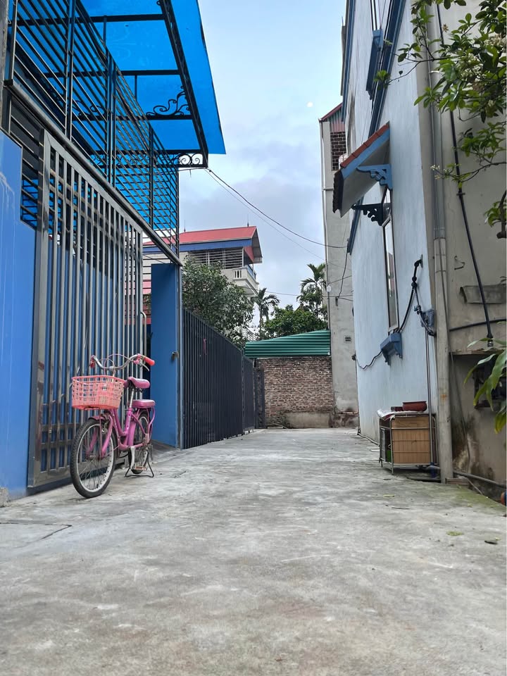 Bán Căn hộ 52m² Xã Tiền Phong, Mê Linh - Ô tô vào tận đất, gần Chợ & Trường học