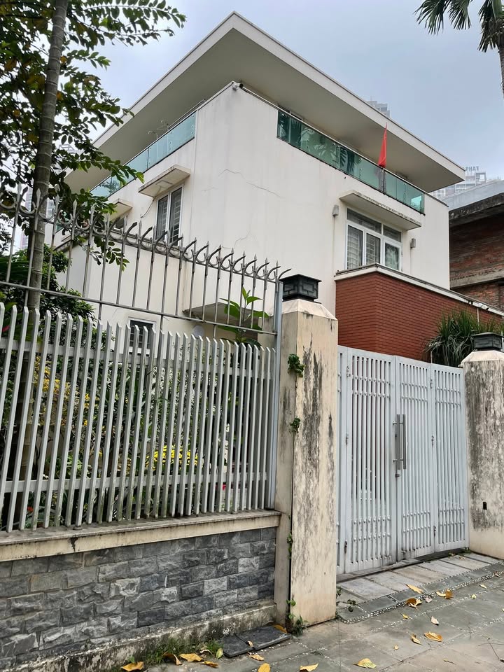 Townhouse KĐT Văn Khê 445m² 73.4 tỷ - Chính chủ bán