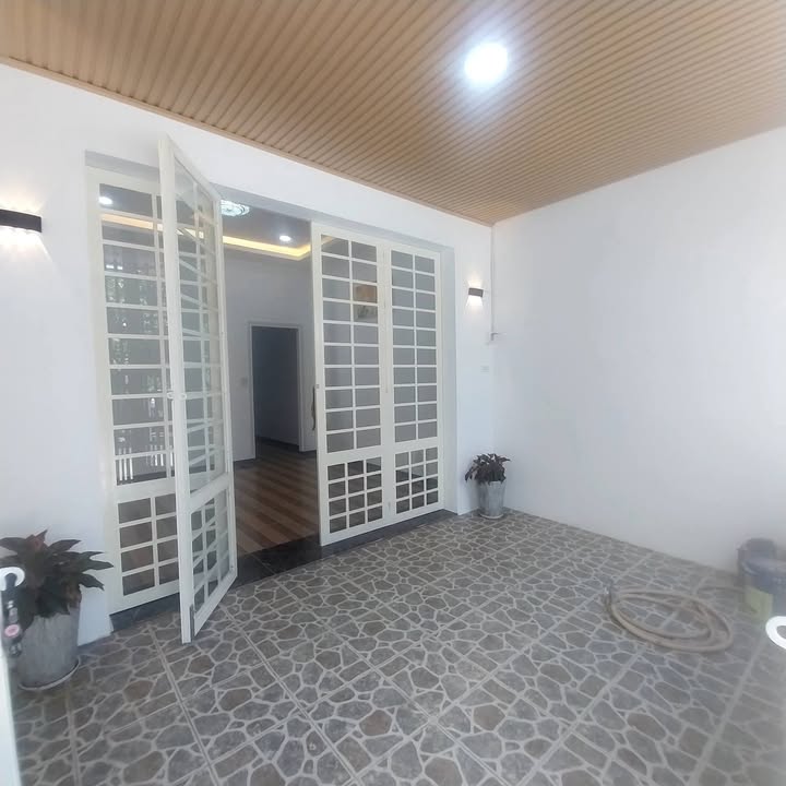 Nhà Riêng Vĩnh Long 81m² giá 1.58 tỷ - Sẵn sàng ở ngay!