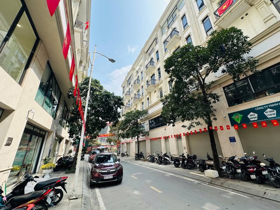 Shophouse Him Lam Vạn Phúc Hà Đông - Dòng Tiền 60 Triệu/Tháng, Giá 38 Tỷ