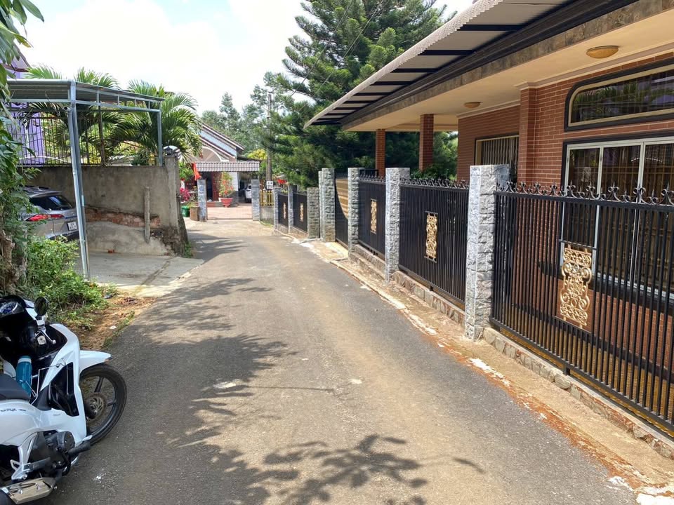 Nhà Mặt tiền Bảo Lộc 1000m² giá 6.9 tỷ - Vị trí đắc địa!