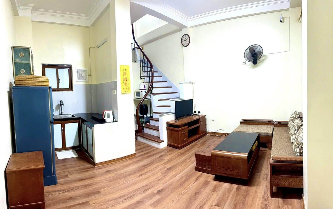 Nhà riêng Ngõ 292 Khâm Thiên, Đống Đa 30m² - Full nội thất!