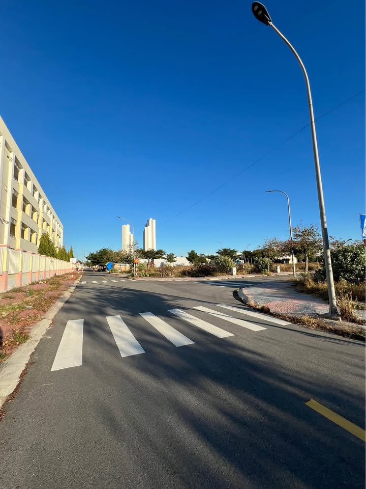 Đất nền Quận 2 81m² - Đường to ô tô, vị trí vàng!