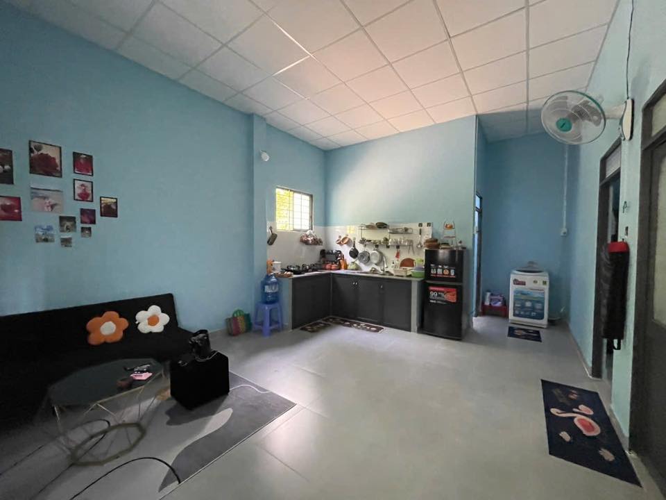 Nhà Nguyên Căn An Thới Phú Quốc 4.5 Triệu/Tháng - Ô tô vào tận nhà!