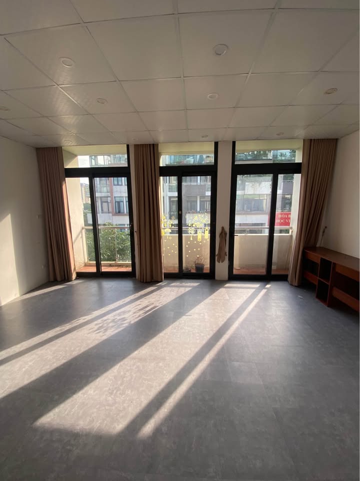 Văn phòng HDMon Hàm Nghi 60m² giá 13 triệu - Sẵn sàng làm việc!